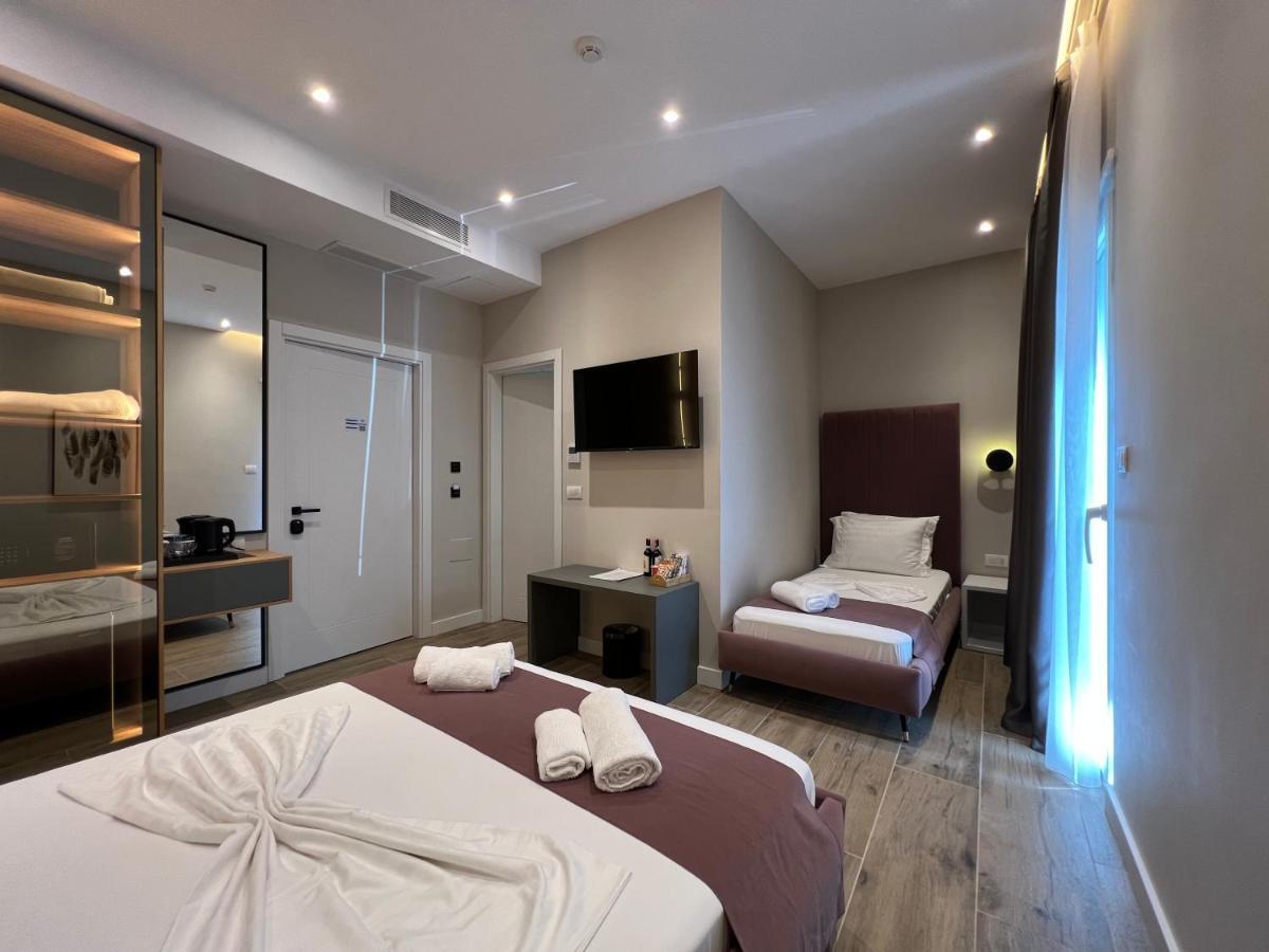 Domus Hotel & Apartments Shëngjin Exterior foto